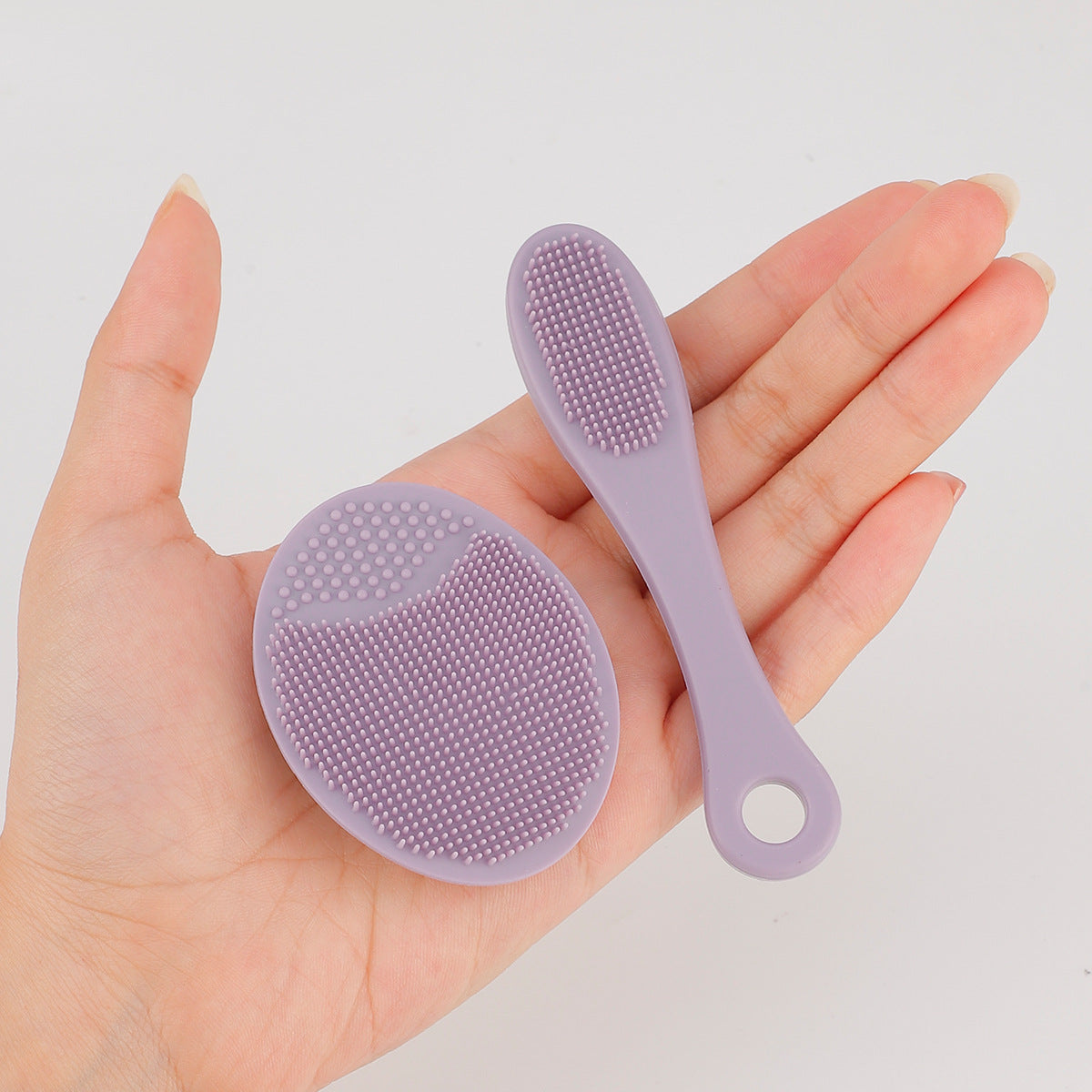 Silicone Facial Cleansing Brush — Deep Pore Cleansing & Gentle Face Massage